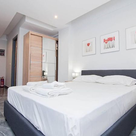 Cosy Studio For 2 People In The City Center Apartman Athén Kültér fotó